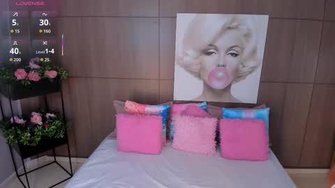  Ali online show from November 14, 10:04 am