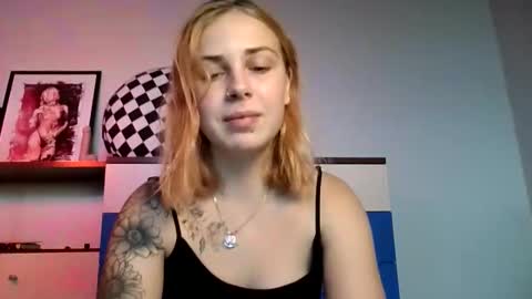 Alisa online show from October 28, 1:28 pm