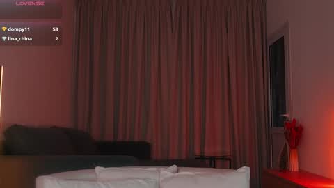 Alison  online show from December 14, 11:05 am