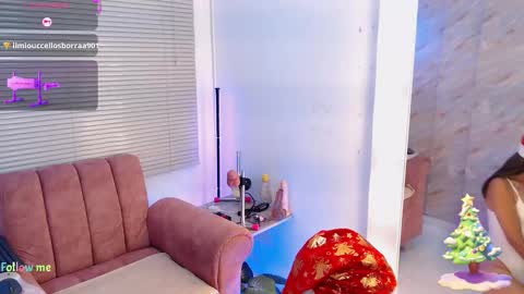 Alisson online show from December 4, 1:57 pm