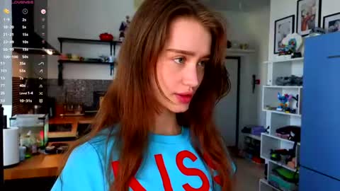 Alivia    online show from June 13, 8:34 am