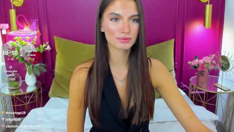 Lexi online show from September 26, 7:50 am