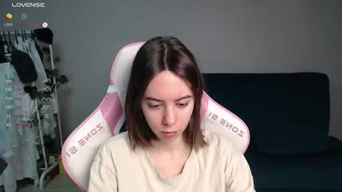 alice online show from February 14, 1:18 am