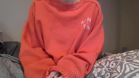 alliebearx online show from March 31, 12:21 am