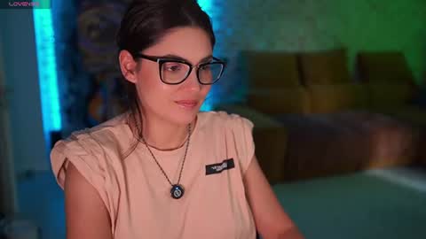 Allie online show from July 28, 12:59 pm