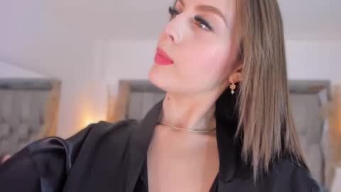    online show from February 25, 11:20 am