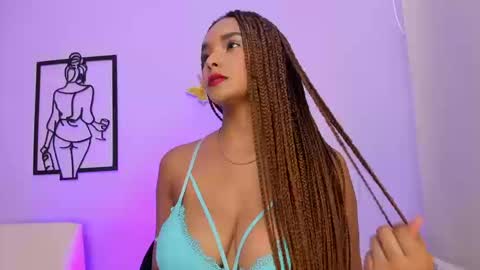 Snapshot of allisonn_bell chatting on September 16, 9:12 pm Allison online show from September 16, 9:12 pm
