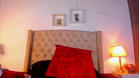 allisson online show from March 25, 1:47 pm