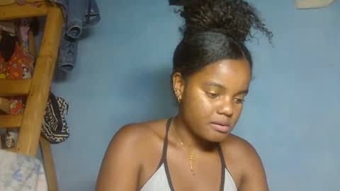 allizida01 online show from November 16, 3:45 pm