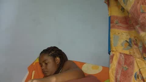 allizida01 online show from December 14, 8:03 pm