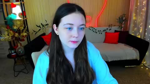 alluringeyess online show from April 19, 4:29 pm