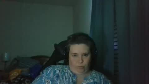 Snapshot of ally12334 chatting on January 1, 12:32 am ally12334 online show from January 1, 12:32 am