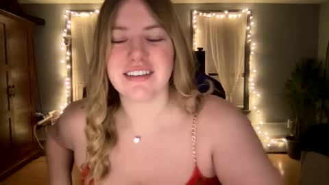 allyanalangel online show from February 11, 10:50 pm