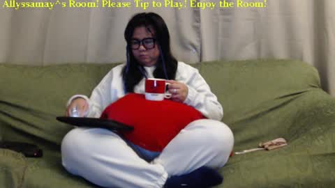 Snapshot of allyssamay chatting on January 19, 3:08 am Allyssamay online show from January 19, 3:08 am