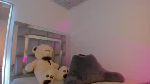 ALMA BELLE online show from April 29, 4:59 am