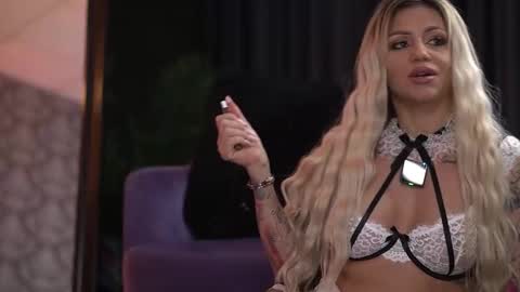 Alma online show from January 10, 9:52 pm