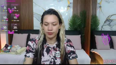 alonddra_tay online show from April 13, 11:33 am
