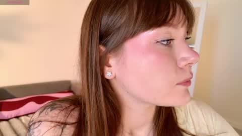 Lilu online show from May 8, 5:21 am