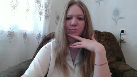 alya764770 online show from March 27, 2:46 am