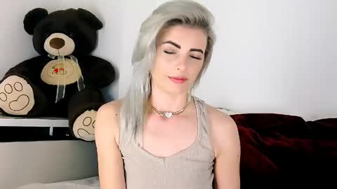 aly online show from April 18, 10:29 am