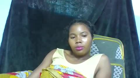 alydie7 online show from April 13, 8:15 am