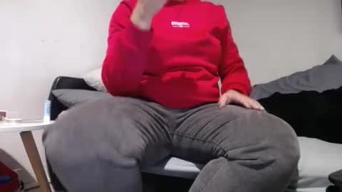 Alyn Maria online show from January 14, 2:38 am