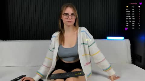 Alena online show from November 20, 12:28 pm