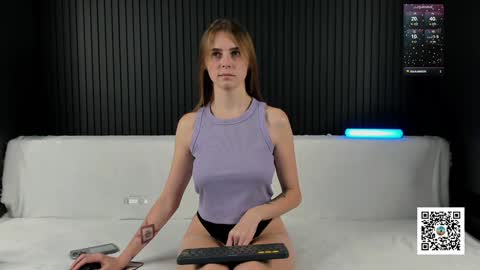 Alena online show from January 3, 1:25 pm