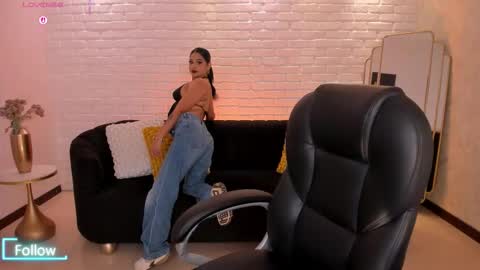 Aly  online show from November 8, 11:59 am