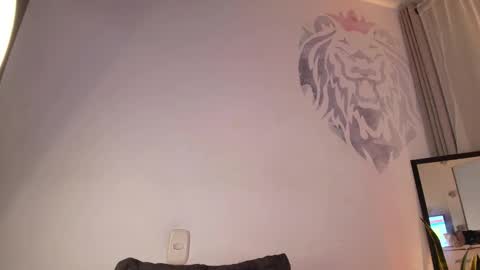 alyssia wolds online show from November 22, 1:41 am