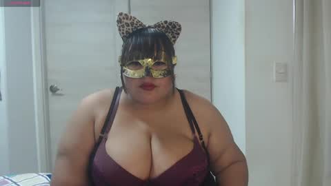 amaia_char online show from April 15, 12:06 pm