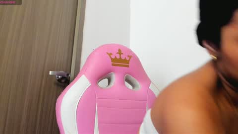 Amaia Mendoza online show from January 18, 7:37 pm