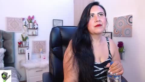 AMALIA online show from December 13, 11:17 pm