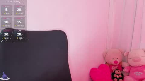 Amalia    real MIA  online show from December 14, 4:51 am