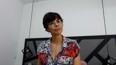 amanda_ramirez online show from June 30, 6:40 pm
