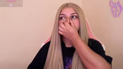 Amandha online show from February 20, 6:57 pm