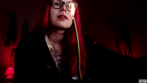 Goddess Amanita online show from October 1, 1:49 pm