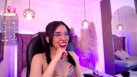 amara_davis1 online show from December 23, 4:05 am