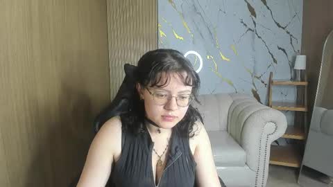 amara online show from April 14, 3:17 am