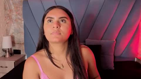 amarahanks_ online show from November 11, 6:38 pm