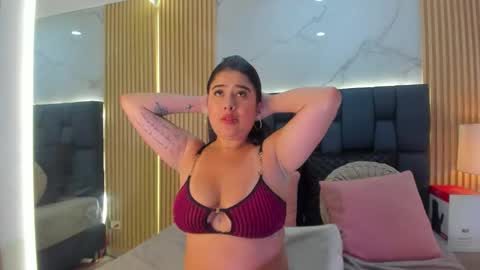 Amara Texas online show from April 17, 7:49 pm