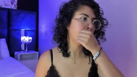 Emily online show from November 23, 2:19 pm