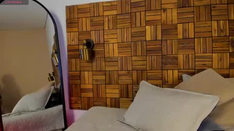 Ambar  online show from April 21, 8:38 pm