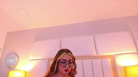 Snapshot of ambarsantany chatting on February 27, 9:04 pm AmbarSantany online show from February 27, 9:04 pm