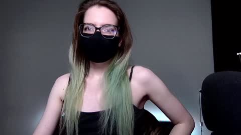 Amber non-nude model online show from December 8, 1:46 am