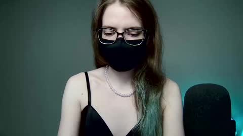 Amber non-nude model online show from October 30, 12:24 am