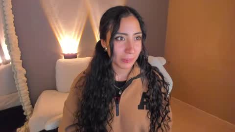 amber_curly online show from February 17, 10:49 pm