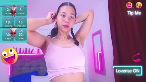 Snapshot of amber_hot22 chatting on January 6, 7:56 pm ambar online show from January 6, 7:56 pm