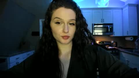 amberkinsley online show from May 1, 7:22 am