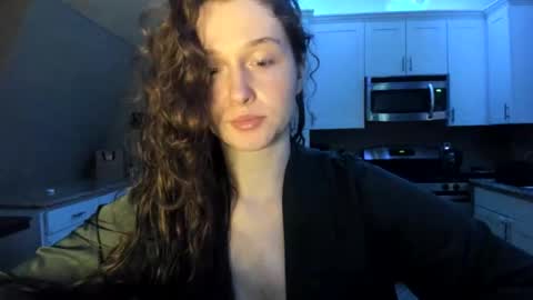 amberkinsley online show from May 4, 7:23 am